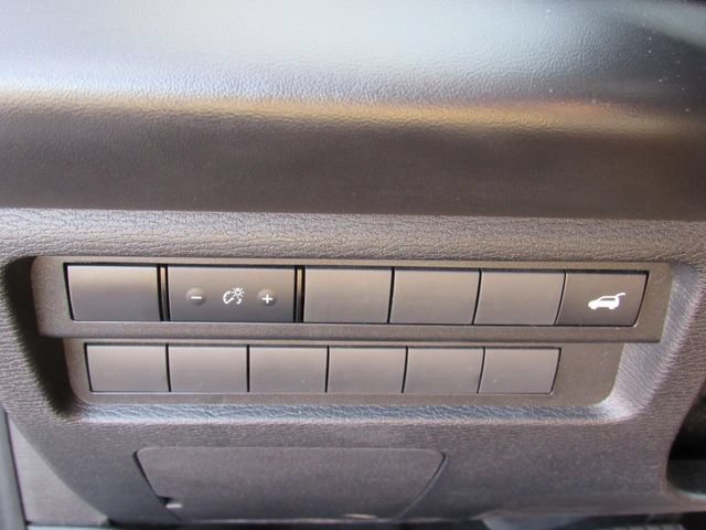 Used 2023 Mitsubishi Outlander SE FWD image 30