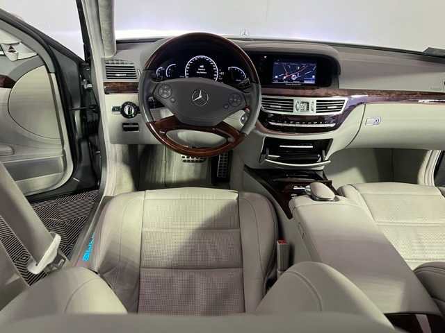 Used 2012 Mercedes-Benz S 63 AMG image 13
