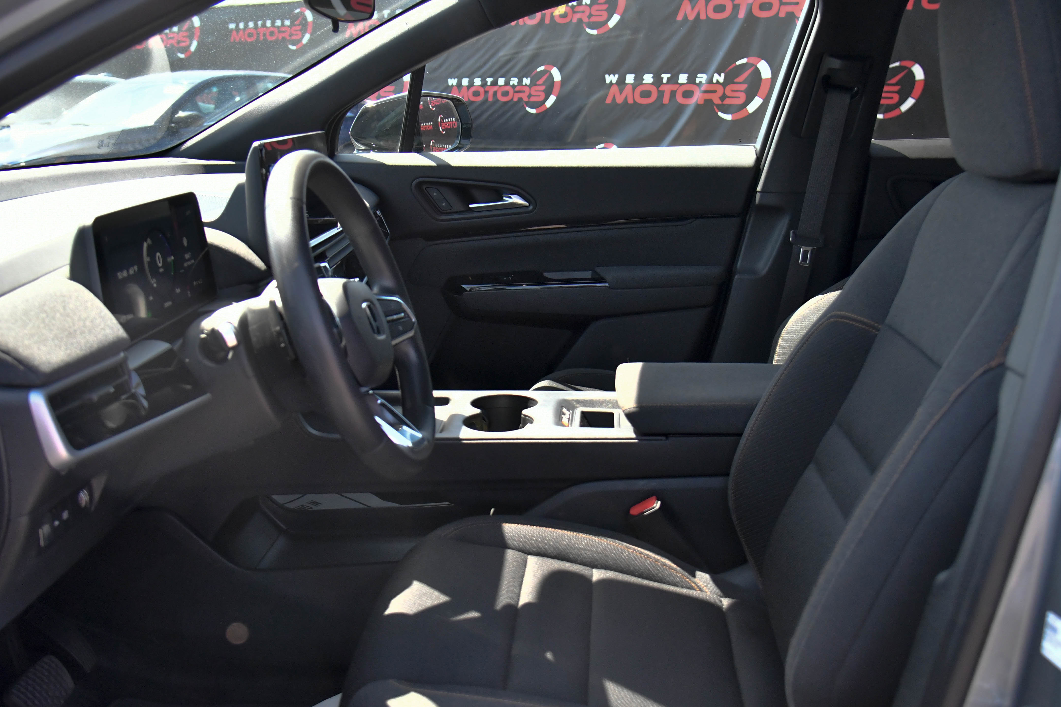 Used 2024 Honda Prologue EX image 18