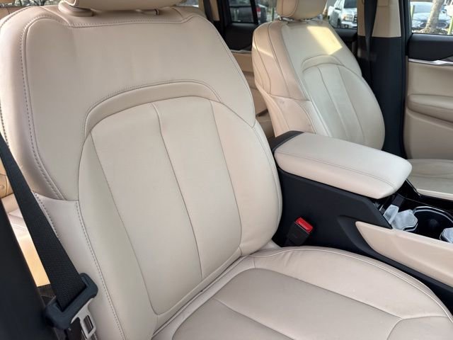 Certified 2022 Jeep Grand Cherokee Limited image 28