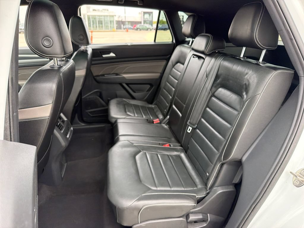 Certified 2023 Volkswagen Atlas Cross Sport SEL Premium R-Line AWD/4WD image 24