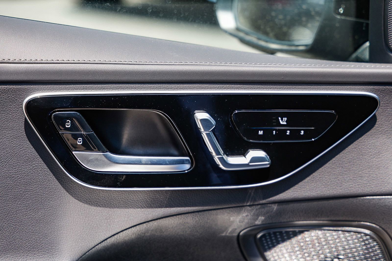 New 2025 Mercedes-Benz C 300 Sedan image 22