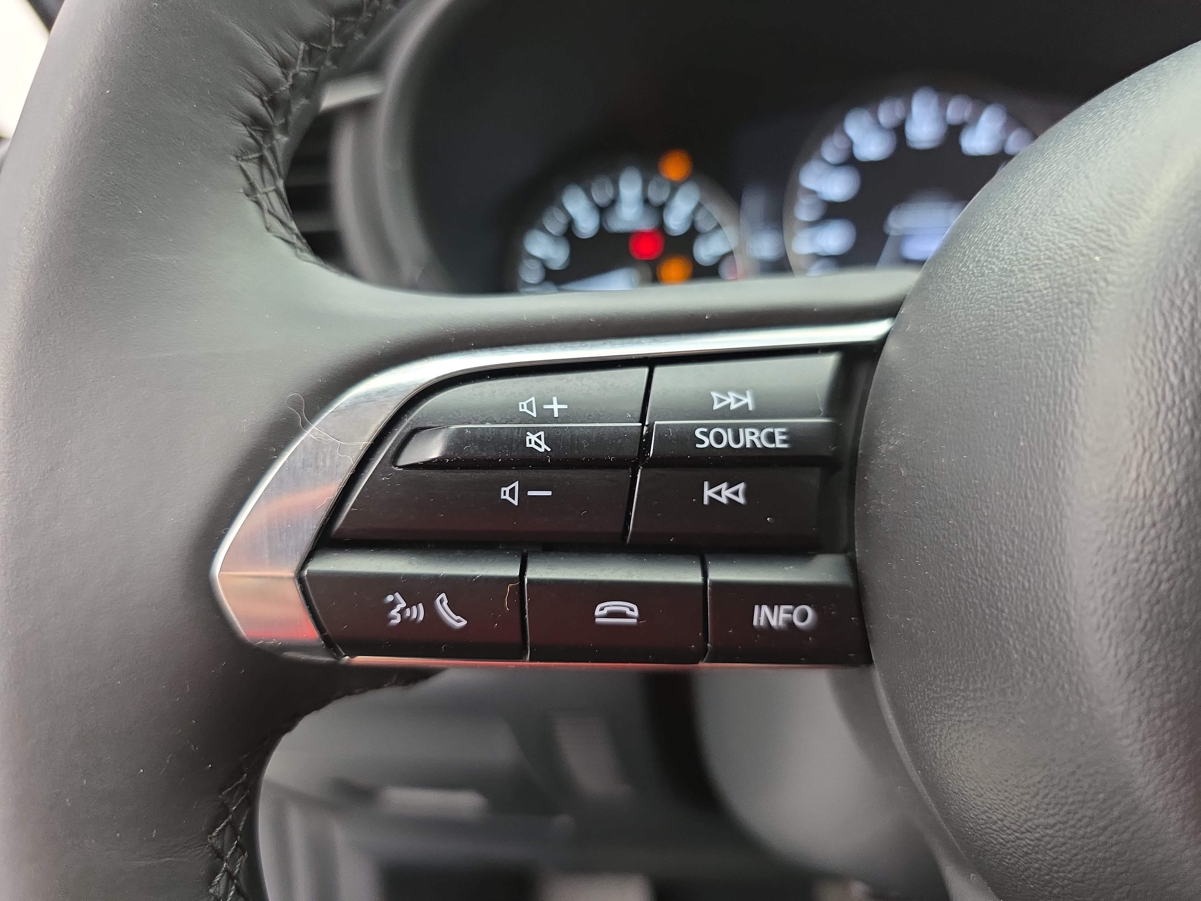 Used 2024 MAZDA CX-30 AWD 2.5 S w/ Select Sport Pkg image 16
