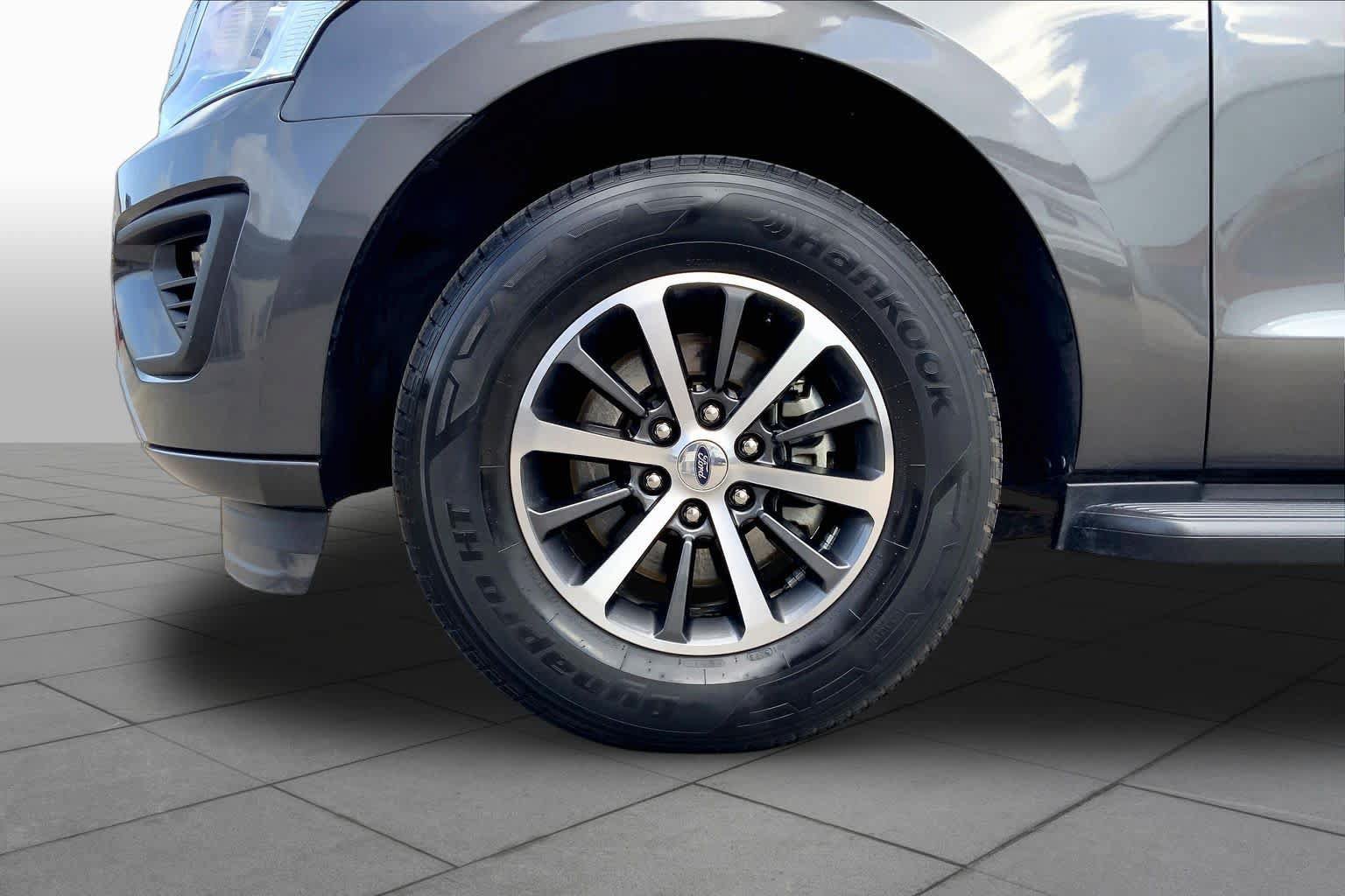 Used 2020 Ford Expedition XLT RWD image 10
