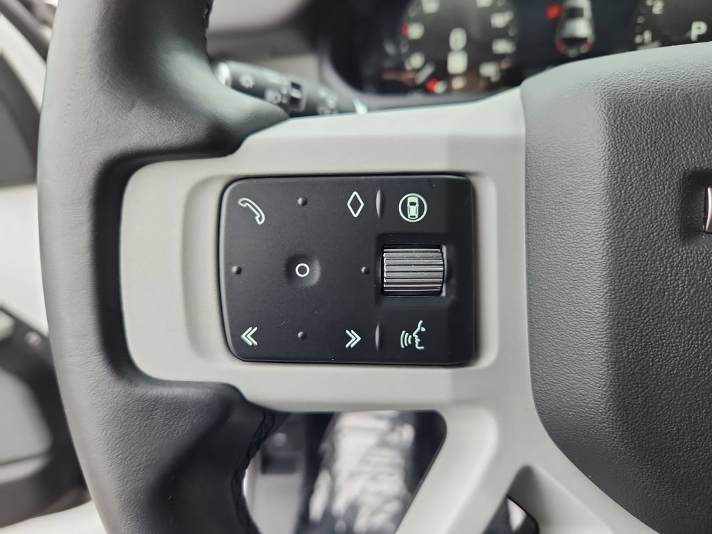 Used 2024 Land Rover Defender 110 S AWD/4WD image 17