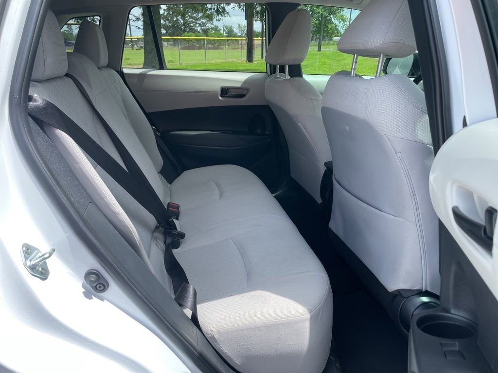 Used 2022 Toyota Corolla Cross LE image 19