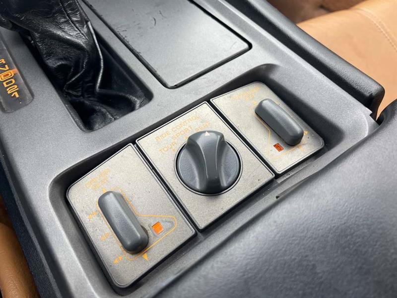 Used 1990 Chevrolet Corvette Convertible RWD image 62
