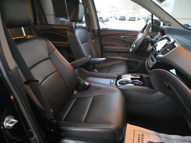 Used 2022 Honda Pilot Touring image 10