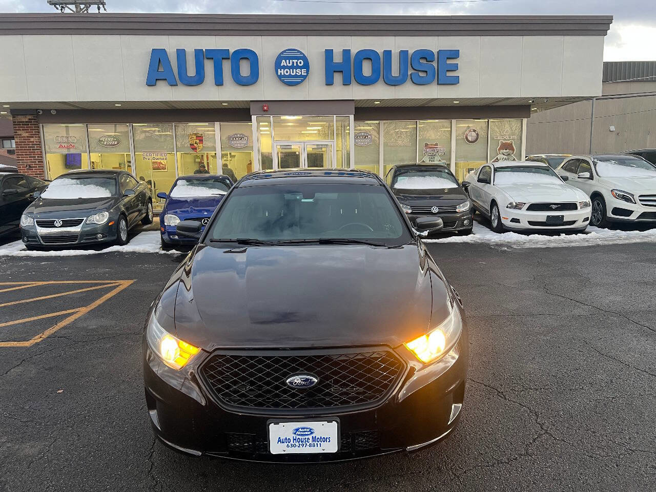 Used 2017 Ford Taurus Police Interceptor AWD image 3