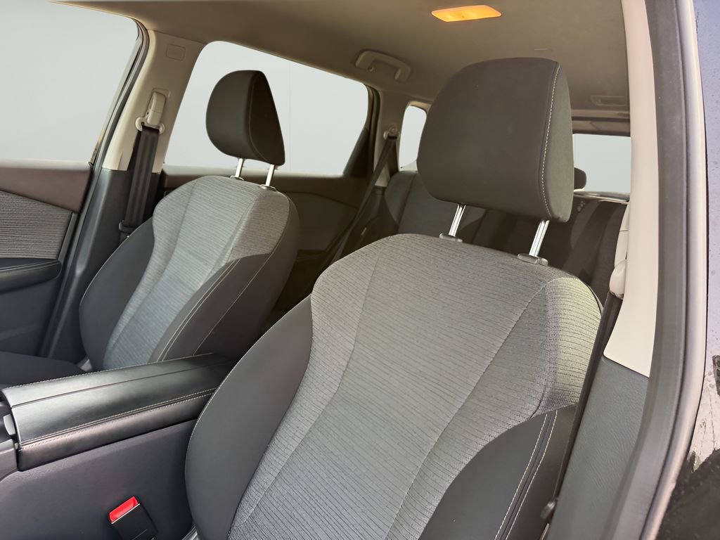 Used 2023 Nissan Rogue SV AWD/4WD image 11