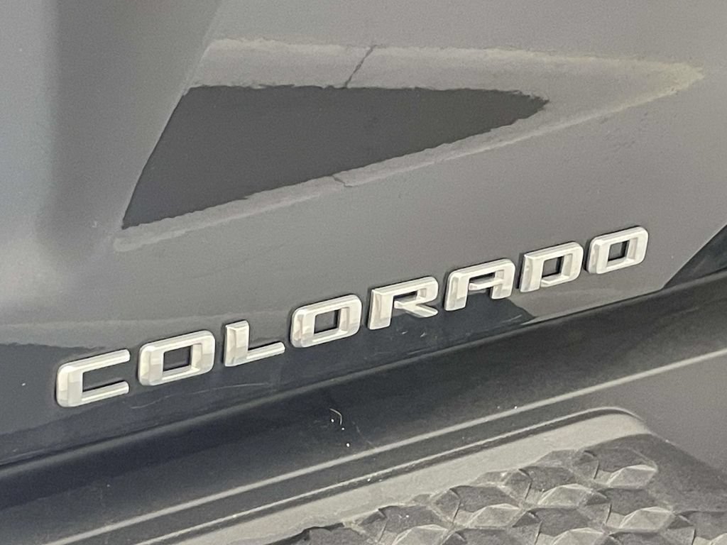Used 2023 Chevrolet Colorado ZR2 w/ ZR2 Convenience Package III AWD/4WD image 12