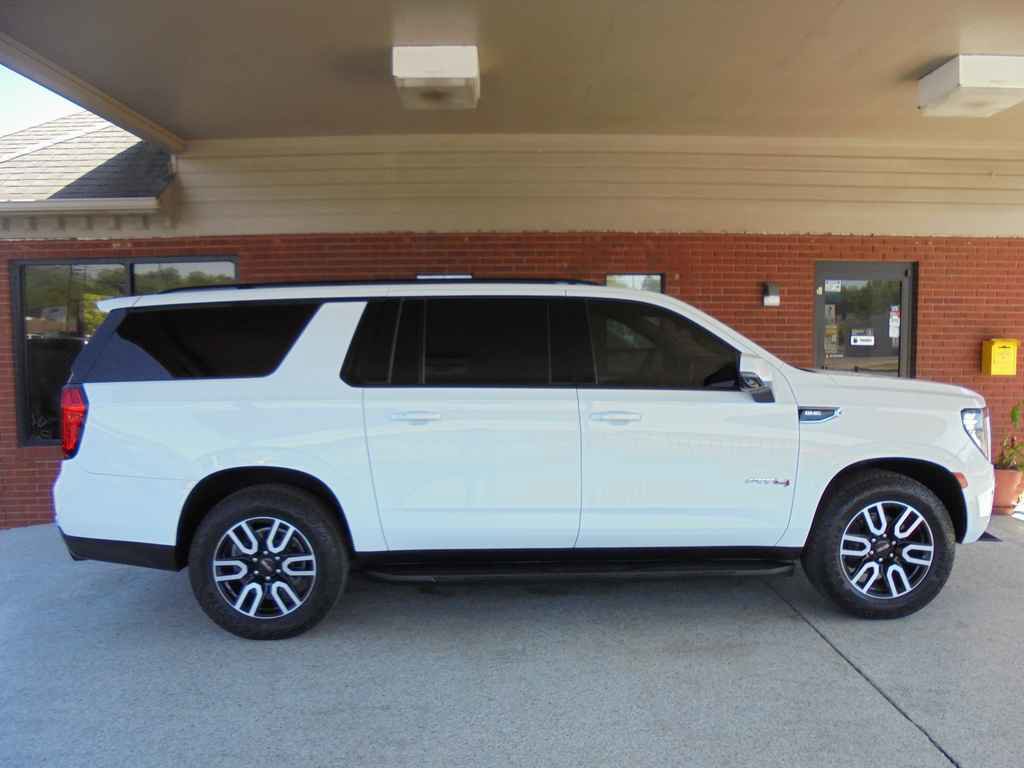 Used 2021 GMC Yukon XL AT4 w/ Rear Media and Nav Package image 2
