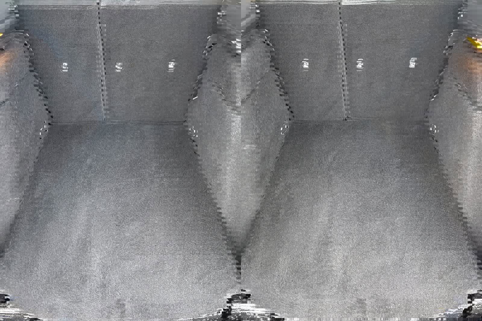 Used 2025 Nissan Kicks SV image 15