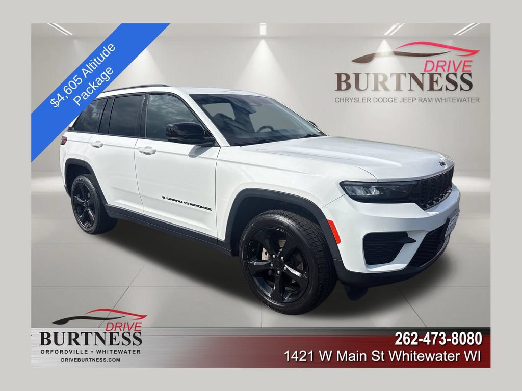 Used 2023 Jeep Grand Cherokee Altitude