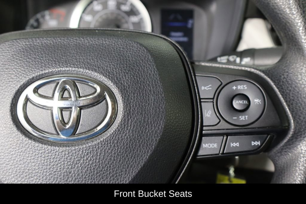 Used 2022 Toyota Corolla LE image 10