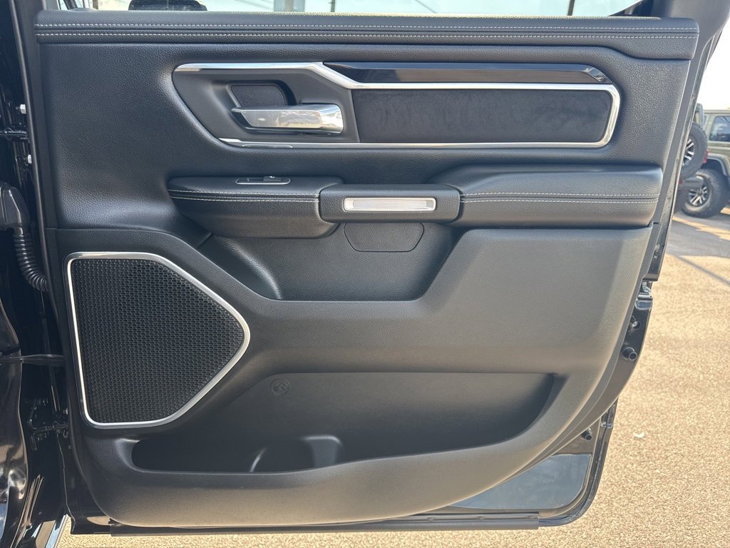 Used 2020 RAM 1500 Laramie w/ Sport Appearance Package image 17