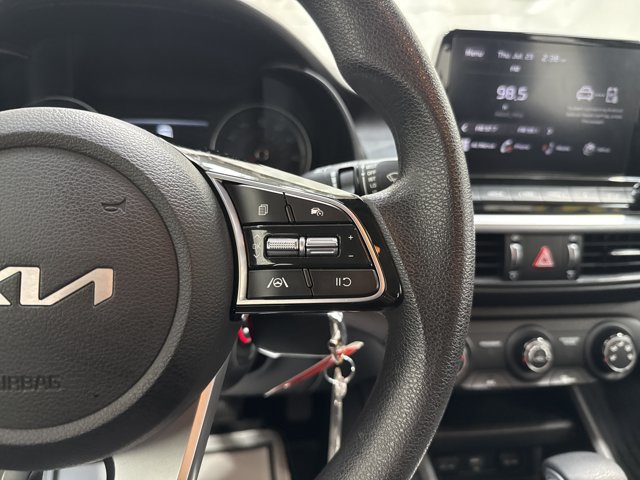 Certified 2023 Kia Forte LXS w/ LXS Technology Package FWD image 18