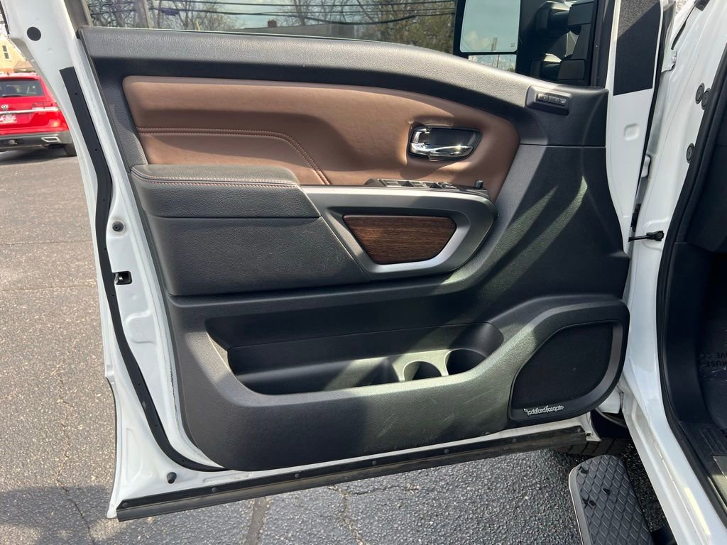 Used 2016 Nissan Titan Platinum Reserve image 14