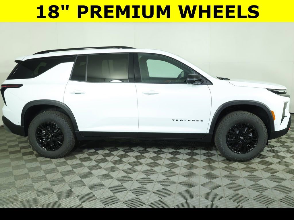 New 2026 Chevrolet Traverse Z71 w/ Enhanced Driving Package image 10