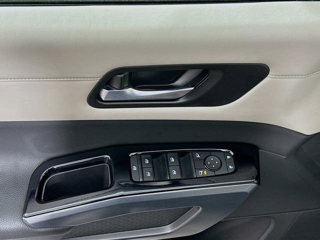 Certified 2023 Nissan Pathfinder SL w/ SL Premium Package image 20