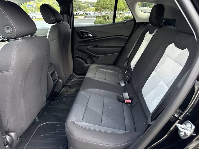 New 2026 Chevrolet Trax LS w/ LS Convenience Package FWD image 12