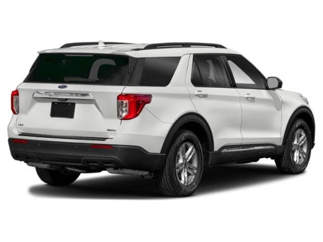 Used 2022 Ford Explorer XLT w/ Equipment Group 202A image 3