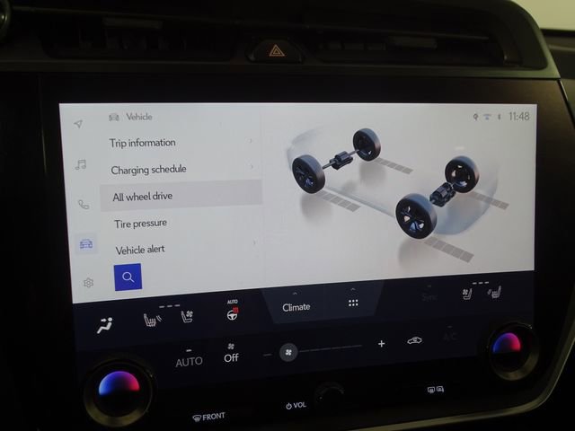 Used 2024 Lexus RZ 450e Premium image 35