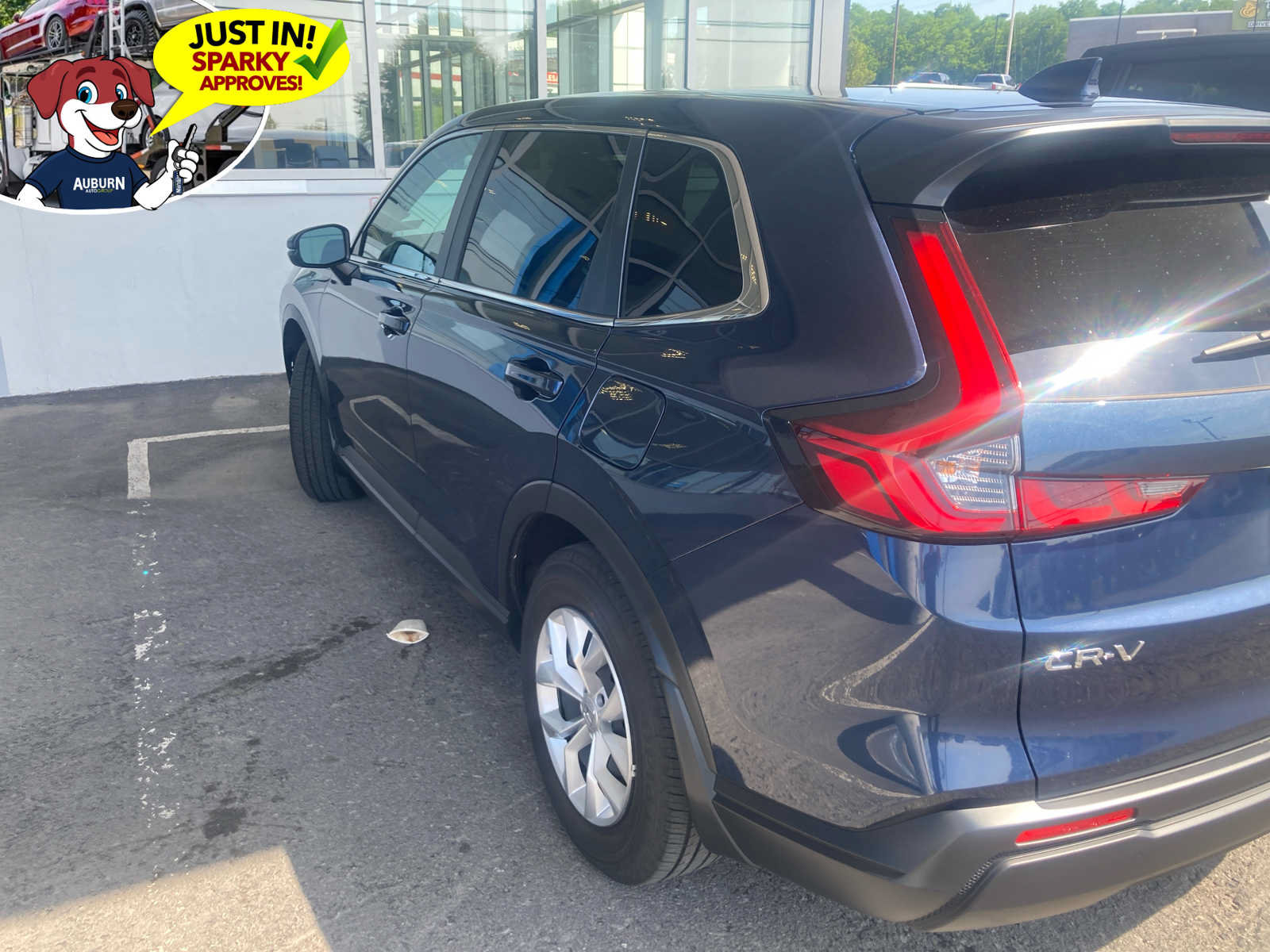 Used 2025 Honda CR-V LX image 3