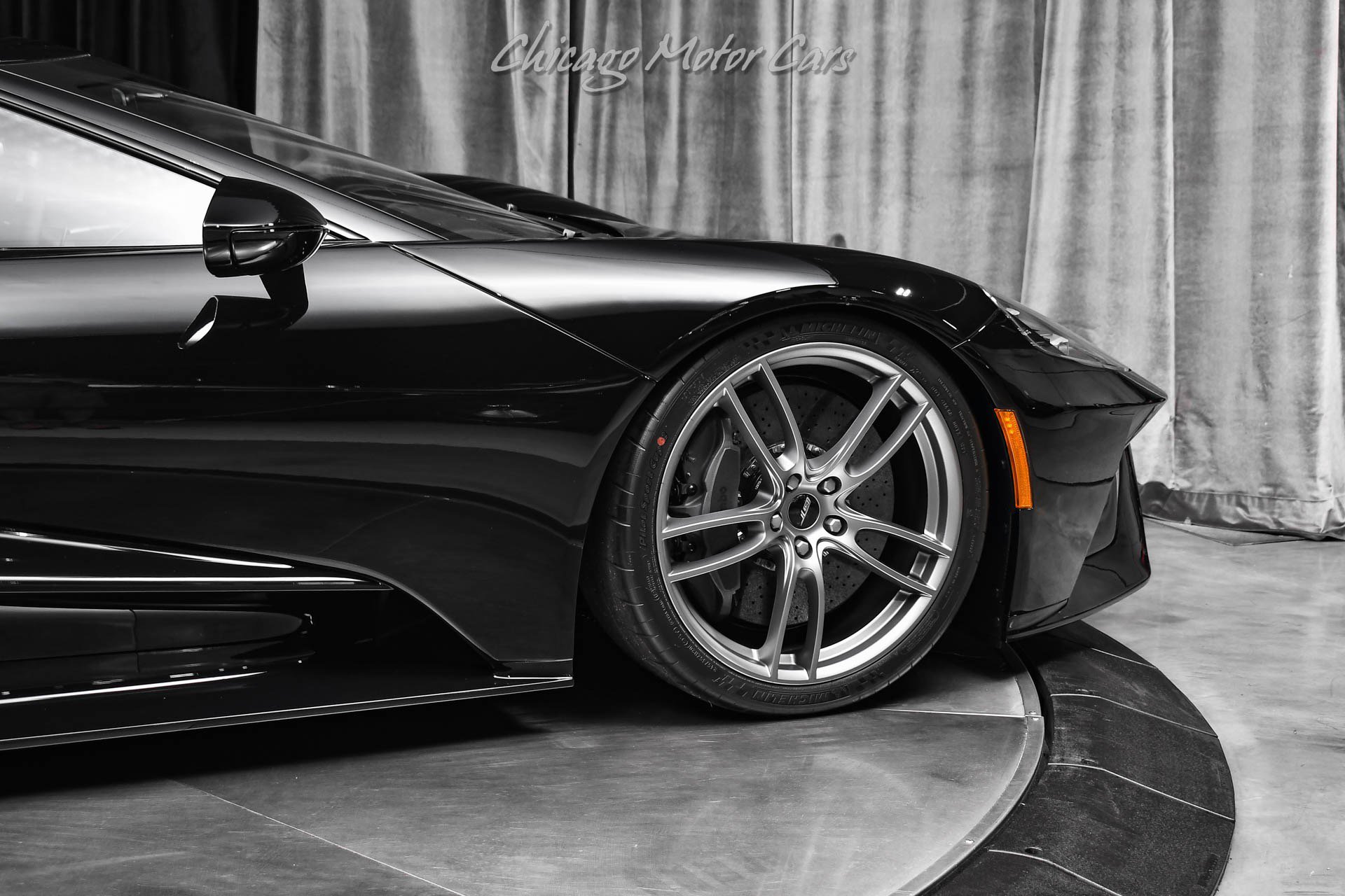 Used 2021 Ford GT RWD image 41