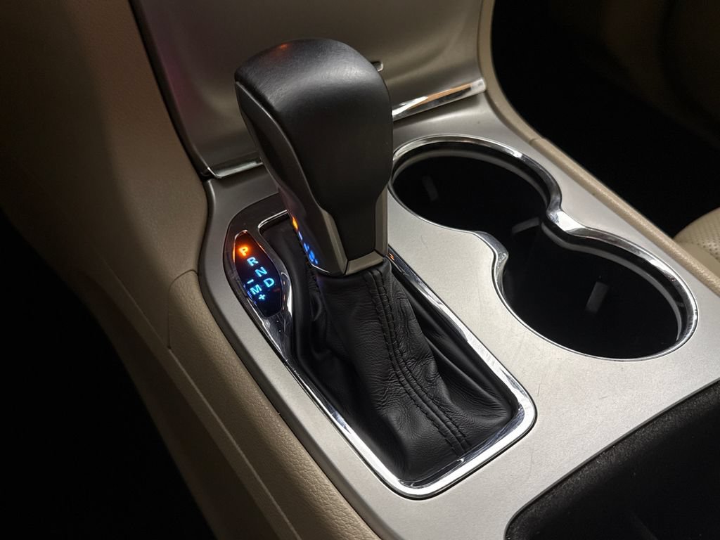 Used 2019 Jeep Grand Cherokee Limited w/ Luxury Group II RWD image 21