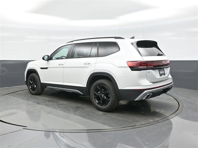 New 2026 Volkswagen Atlas Peak Edition image 5