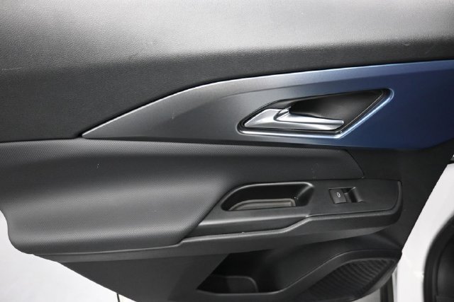Certified 2024 Chevrolet Equinox EV LT w/ LPO, All-Weather Mat Package FWD image 20