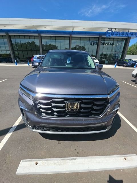 Used 2023 Honda Pilot EX-L image 3