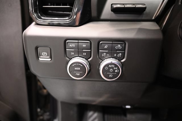 Used 2022 GMC Sierra 1500 AT4 AWD/4WD image 30