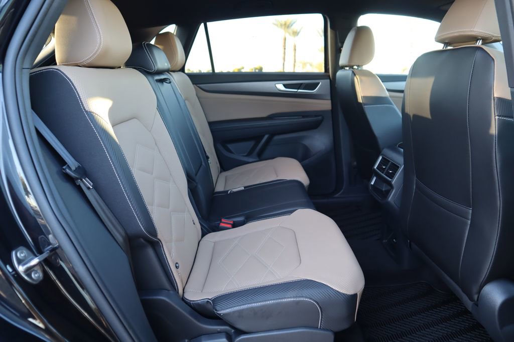 Used 2024 Volkswagen Atlas Cross Sport SE image 21