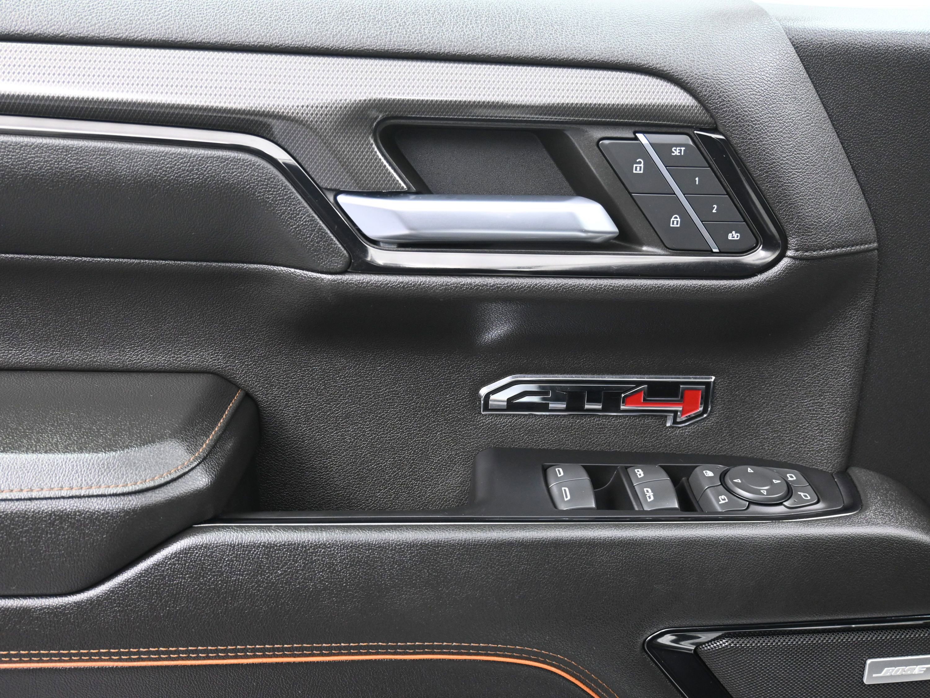 Used 2022 GMC Sierra 1500 AT4 w/ AT4 Preferred Package image 16