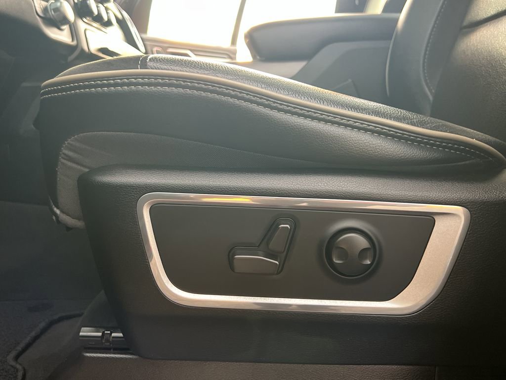 Used 2022 RAM 1500 Laramie image 16