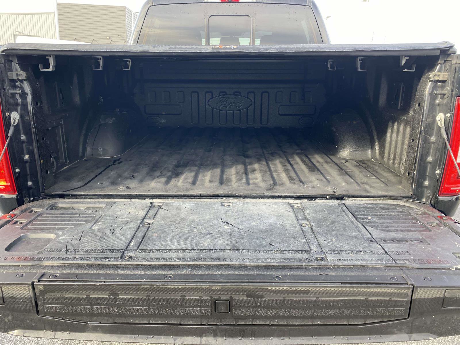 Used 2023 Ford F150 XLT w/ Equipment Group 302A High image 8