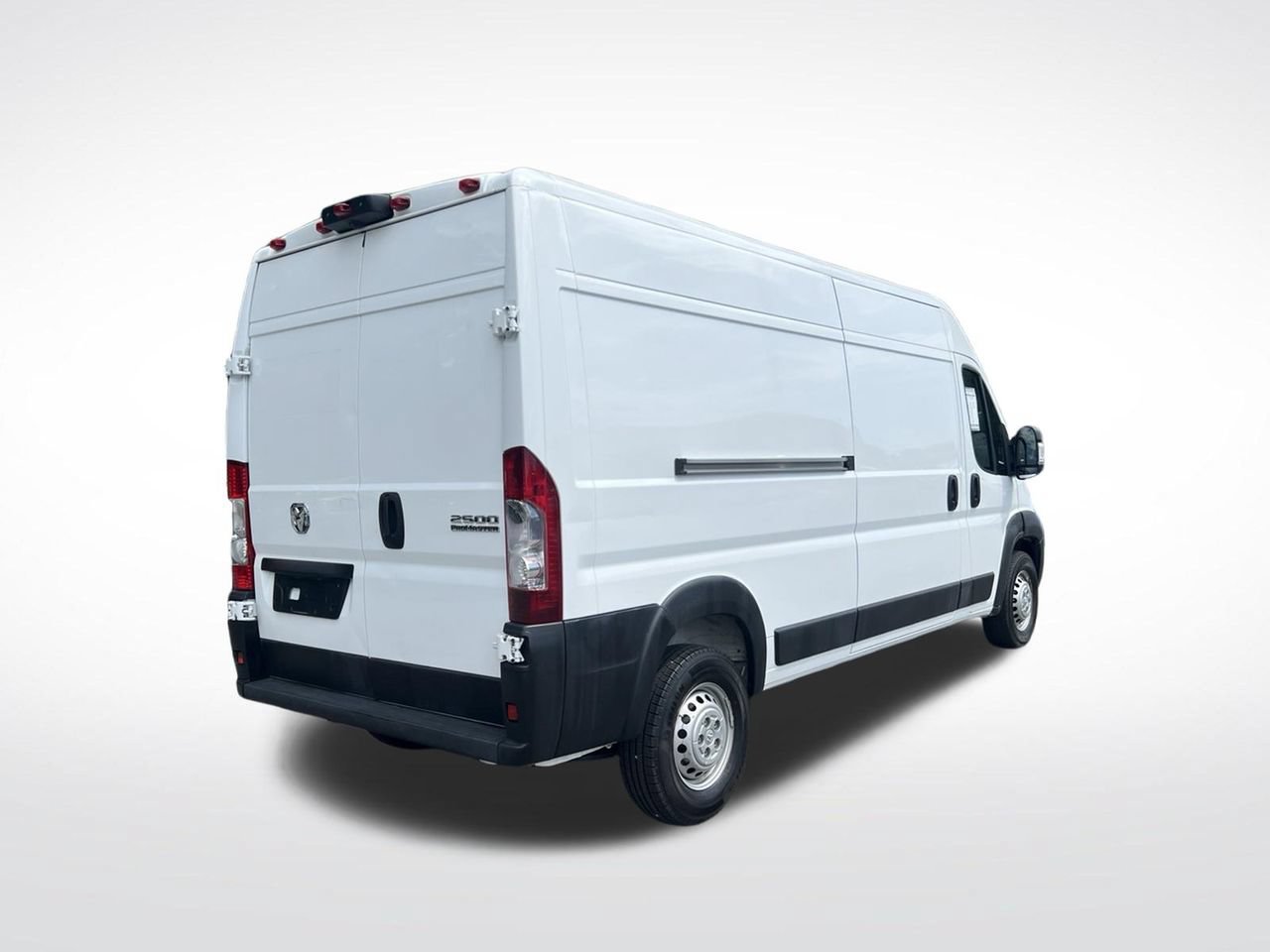 Used 2025 RAM ProMaster 2500 w/ Convenience Group FWD image 5