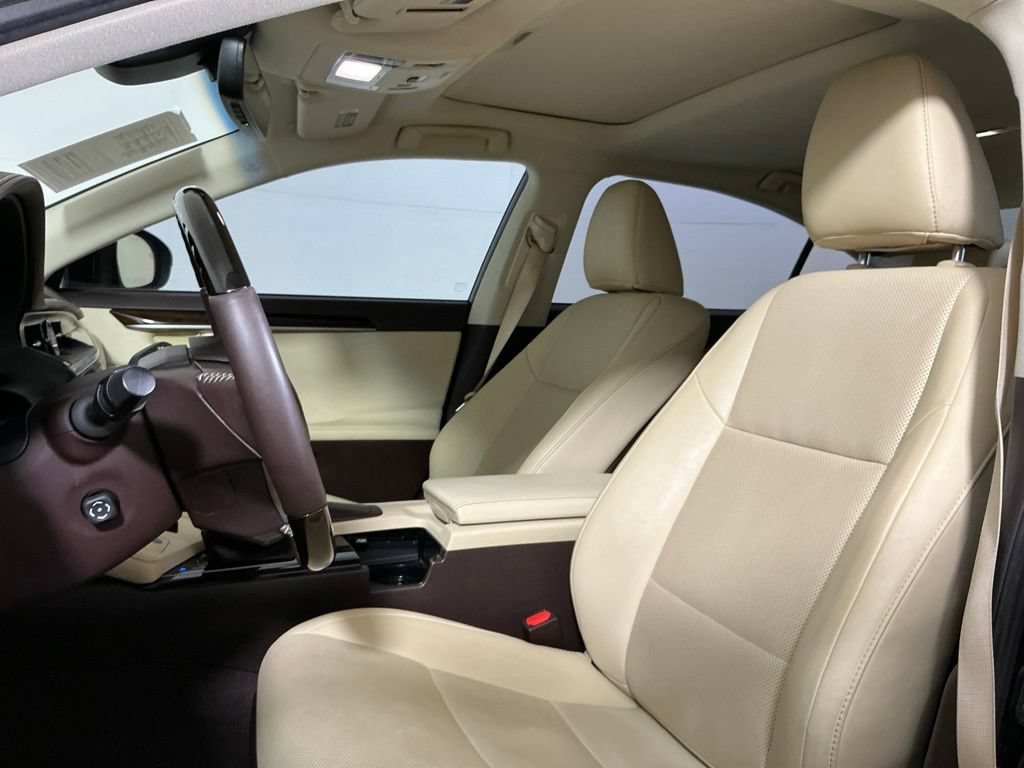 Used 2016 Lexus ES 350 w/ Premium Package w/Wood Trim FWD image 21