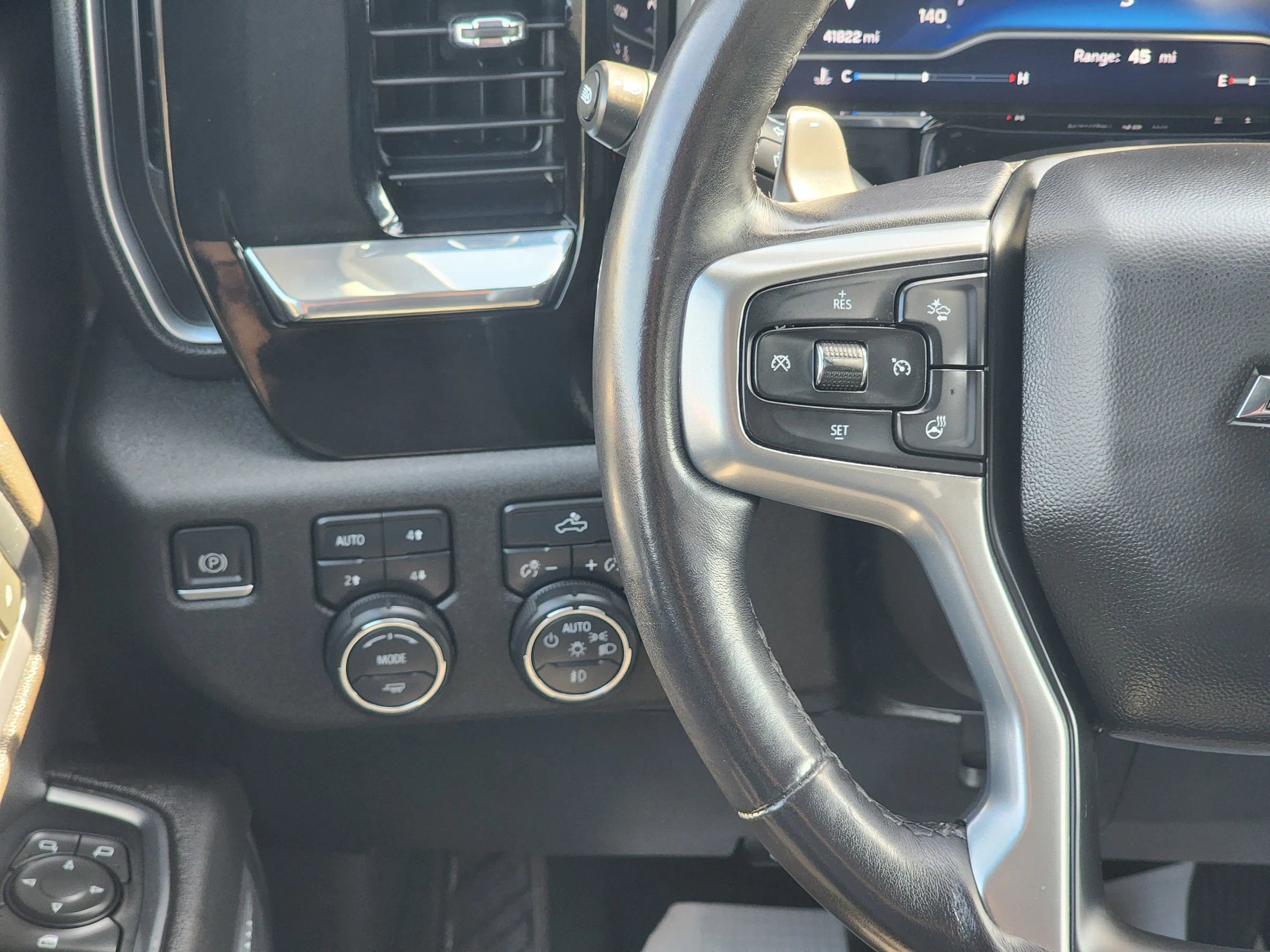 Used 2023 Chevrolet Silverado 1500 RST AWD/4WD image 11