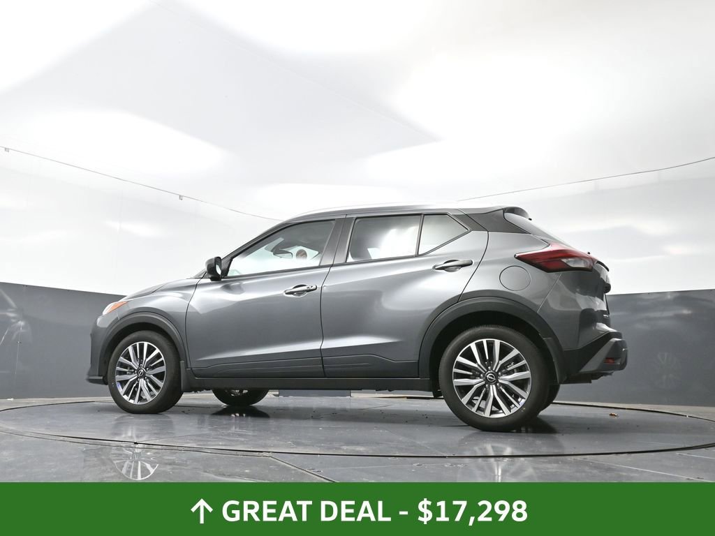 Used 2024 Nissan Kicks SV image 55