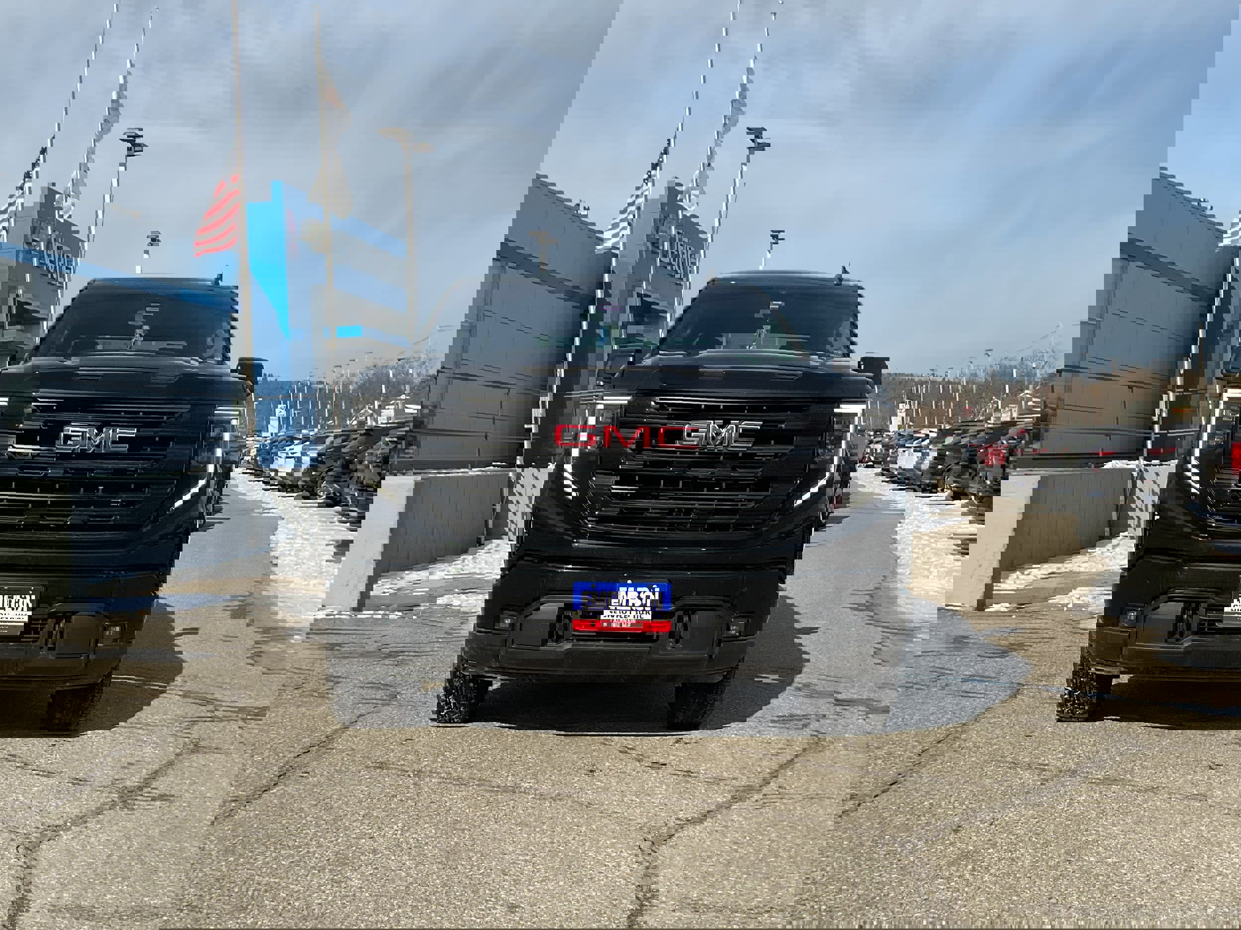 Used 2024 GMC Sierra 1500 Elevation image 4