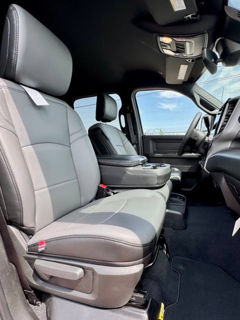 New 2027 RAM 3500 Tradesman AWD/4WD image 15
