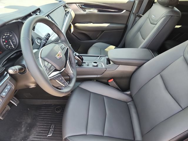 New 2026 Cadillac XT5 Premium Luxury w/ LPO, ONYX Package AWD/4WD image 10
