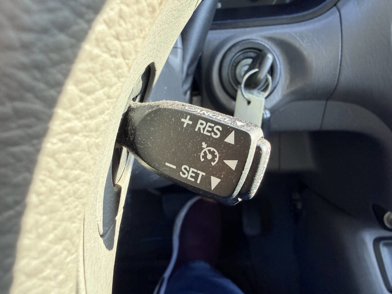 Used 2005 Toyota Sequoia SR5 image 57