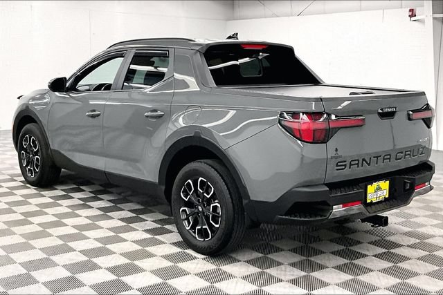 Used 2024 Hyundai Santa Cruz Night AWD/4WD image 2