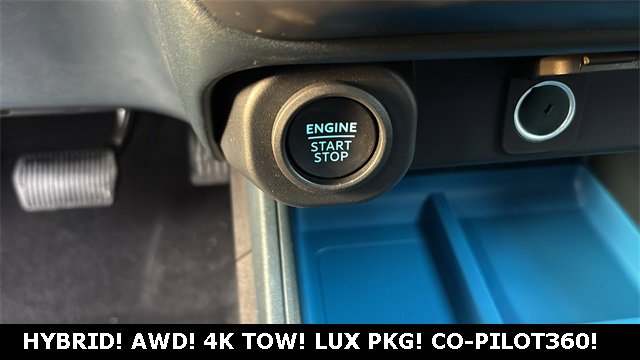 New 2025 Ford Maverick XLT w/ Equipment Group 301A image 9