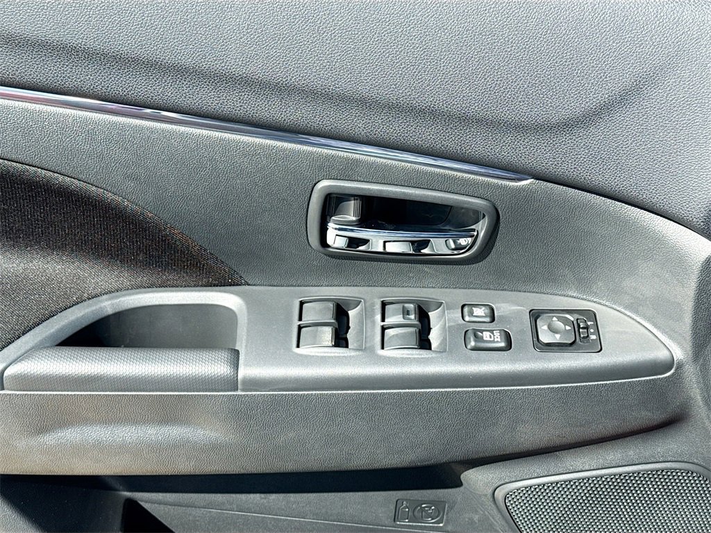 New 2025 Mitsubishi Outlander Sport ES image 17