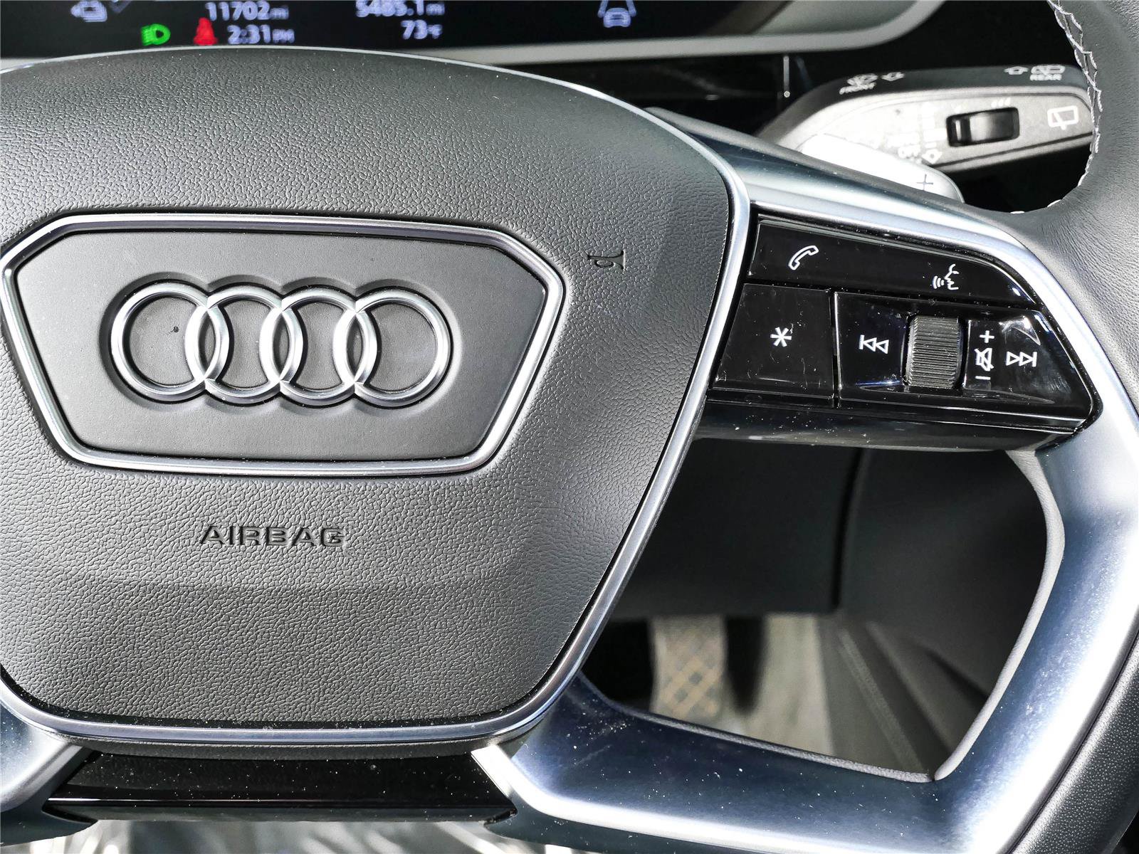 Used 2024 Audi Q8 e-tron Prestige w/ Prestige Package AWD/4WD image 12